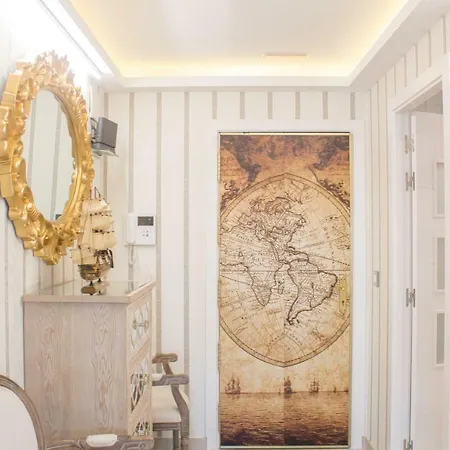 Luxury Yacht Homestay