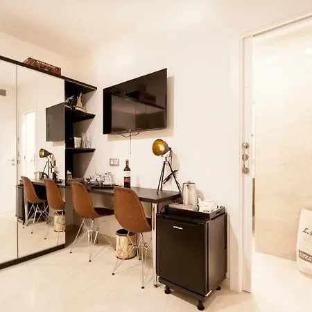 Homestay Luxury Yacht Cadiz